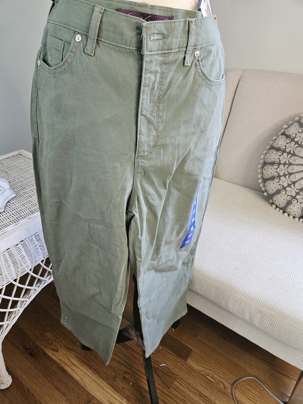 Women's Olive Green Casual Pants